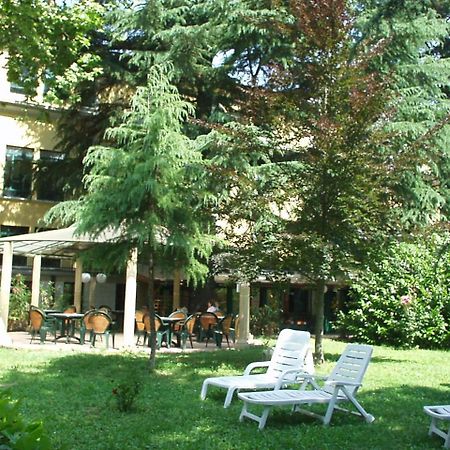 Hotel Salus Salice Terme Eksteriør bilde